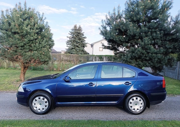 Skoda Octavia cena 16500 przebieg: 275000, rok produkcji 2007 z Kielce małe 79